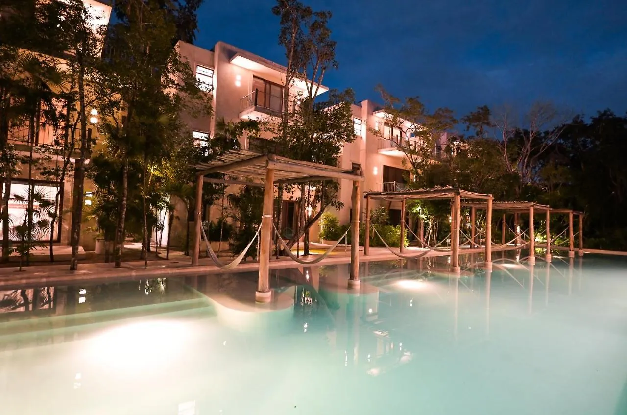 ****  Hotel Holistika Tulum Pueblo Mexico