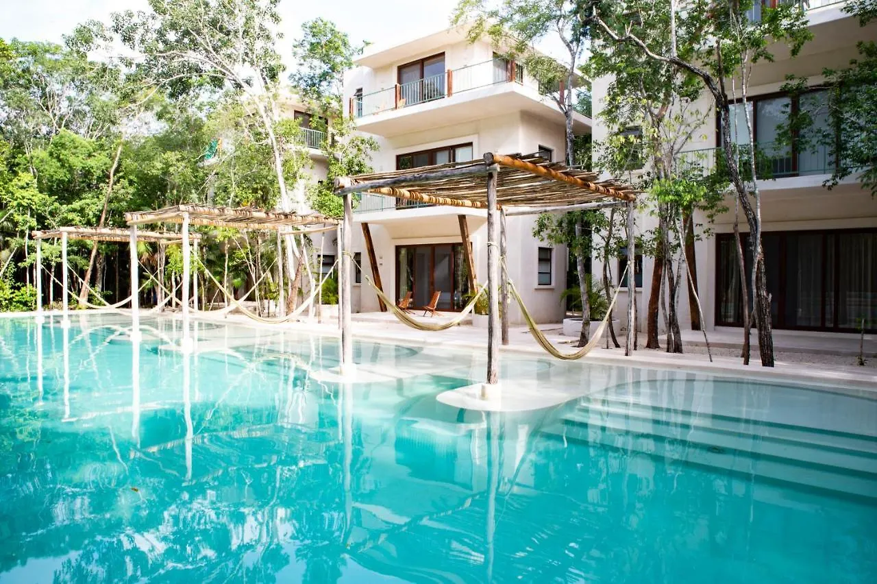 Hotel Holistika Tulum Pueblo 4*,